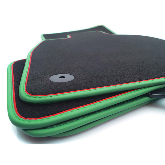 Fußmatten passend für Skoda Rapid RS (Grün, Rot) Tuning Velours Matten Set Premium Qualität Automatten Set 4-teilig