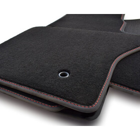 Fußmatten passend für Hyundai i20 (Naht: Rot) Premium Velours Original Qualität Automatten, Schwarz, 4-teilig